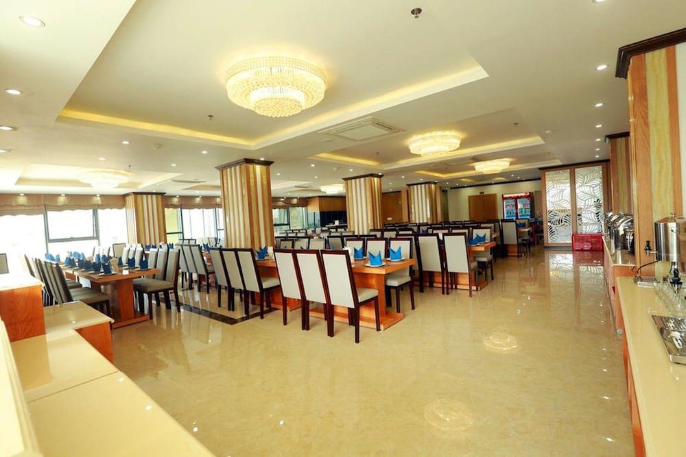 Blue Wave Hotel 27/38