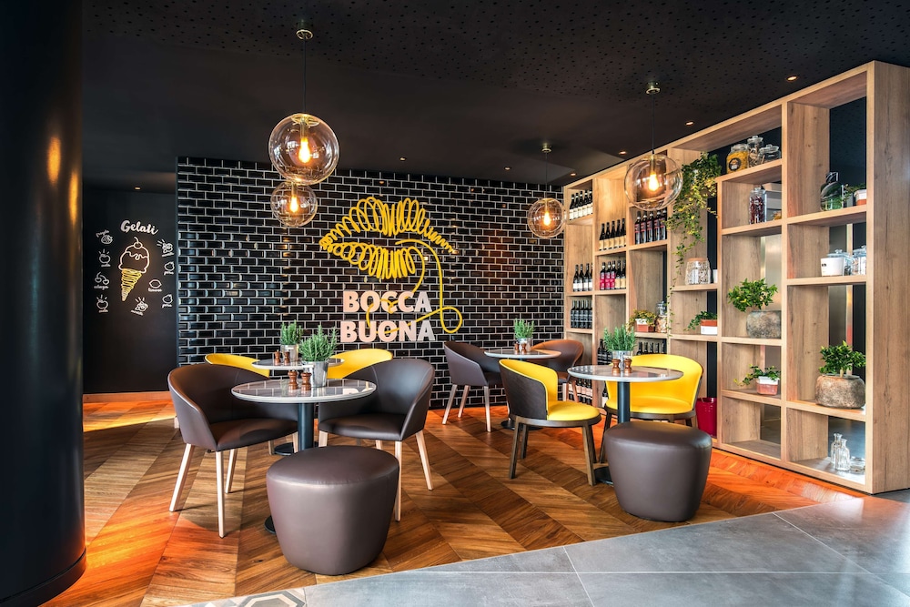 Radisson Hotel Zurich Airport 49/70
