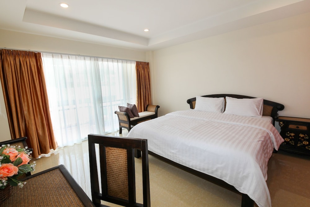 Takanta Place 30/56