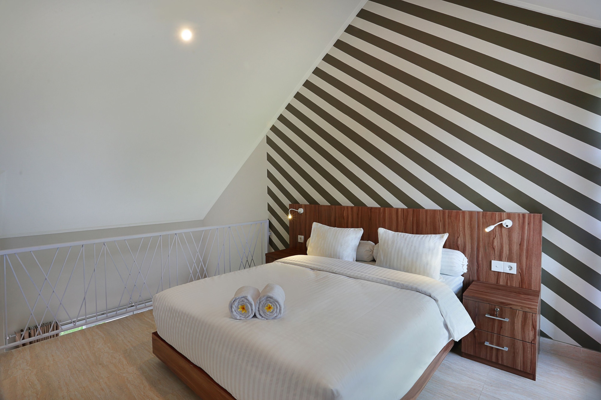 1 BEDROOM, JUNIOR SUITE