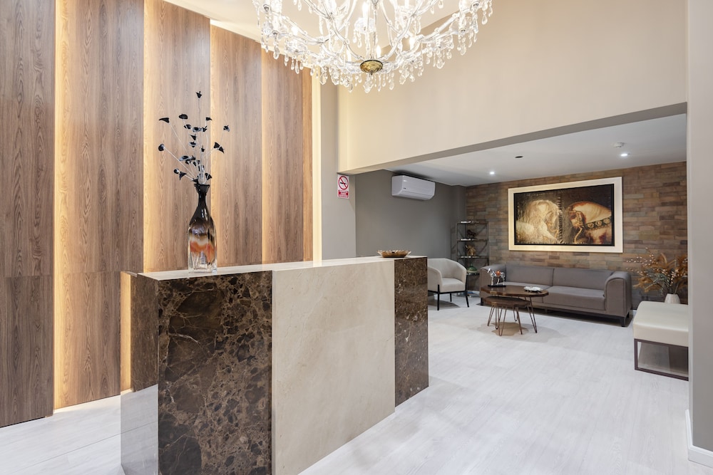 Equo Hotel Boutique 5/50