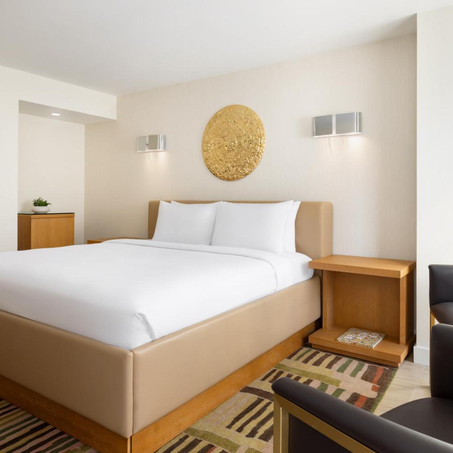 Room, King Bed, Accessible