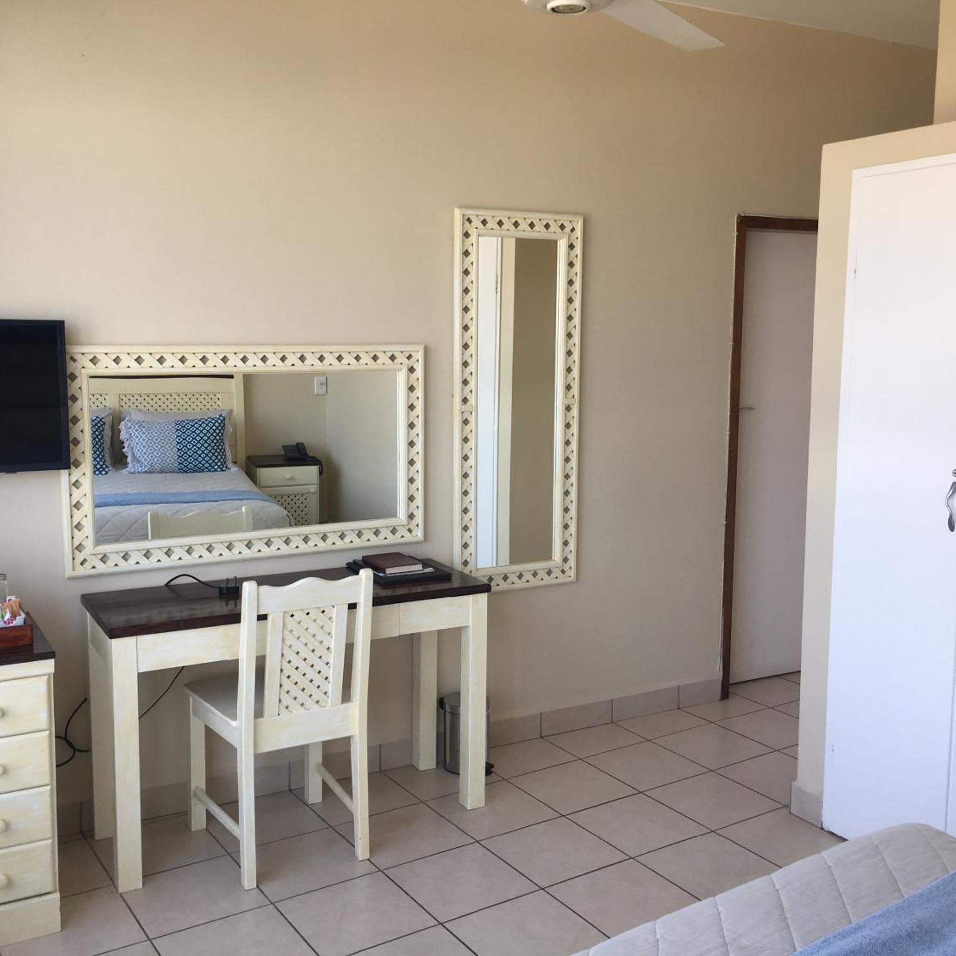 Salt Rock Hotel 7/40