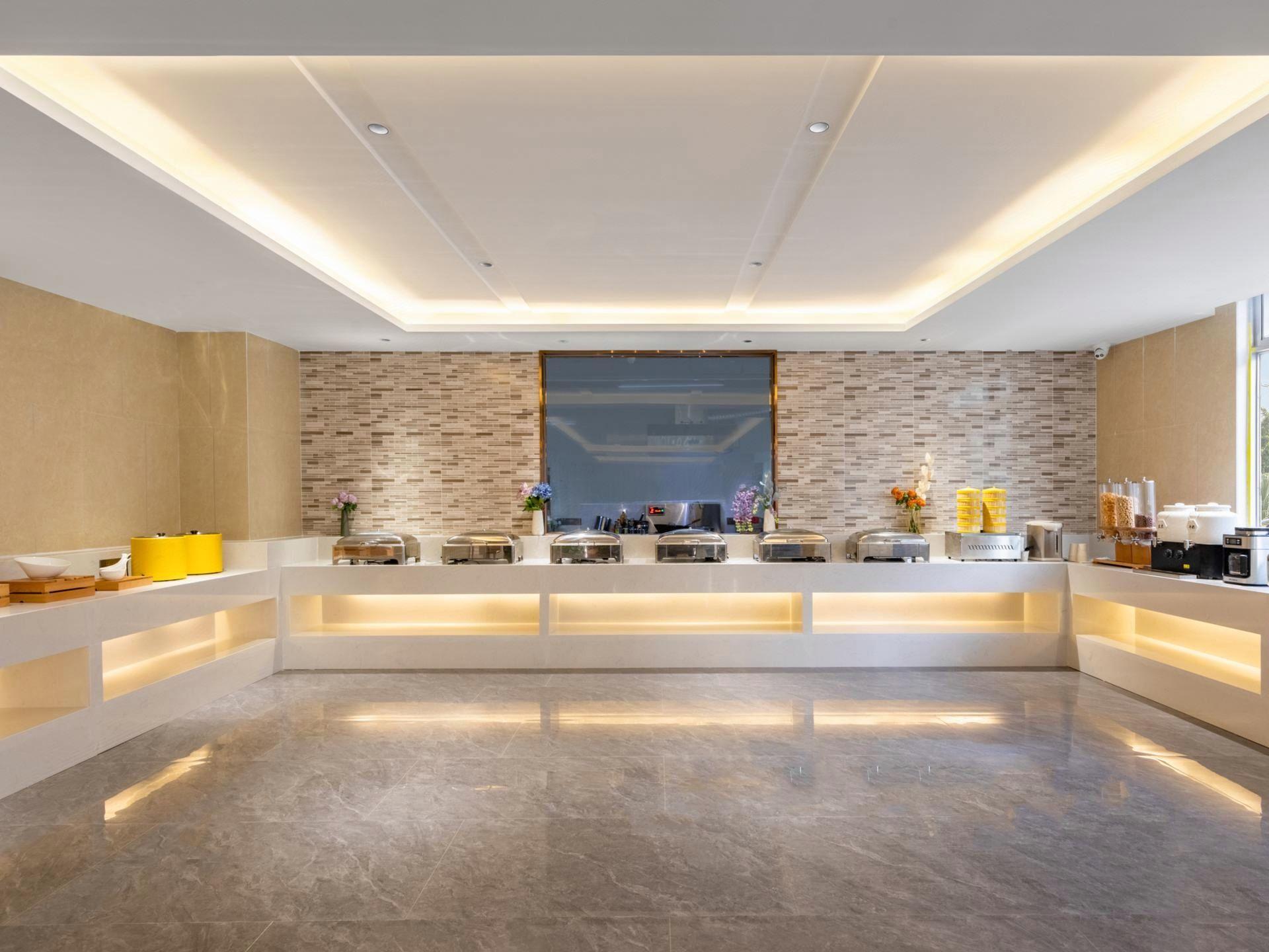 Lavande Hotel (Zhuhai Doumen Xinqing Science Park Branch) 14/58