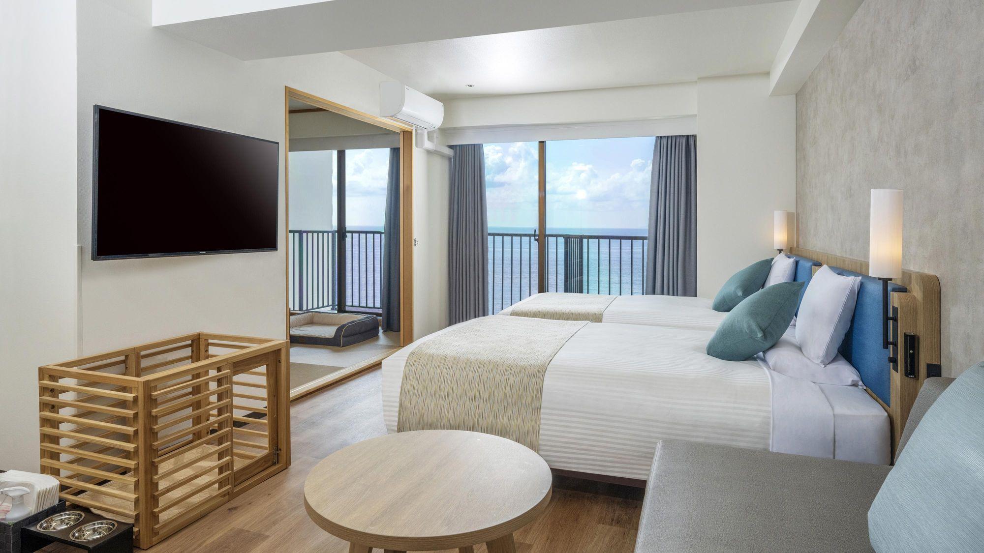 Semi Western, Style, Ocean Front, Pet Friendly, Balcony