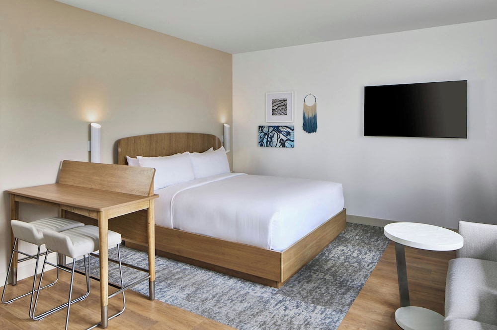 Studio, King Bed, Sofa