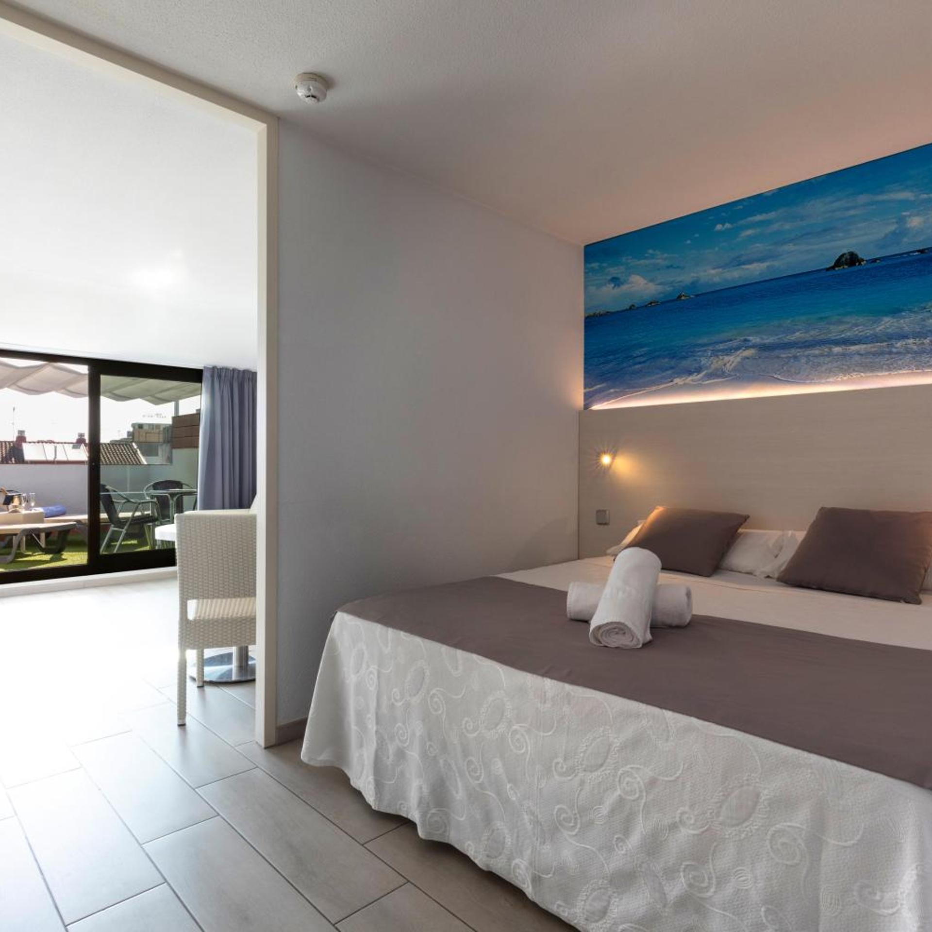 Junior Suite, Superior, Pool View