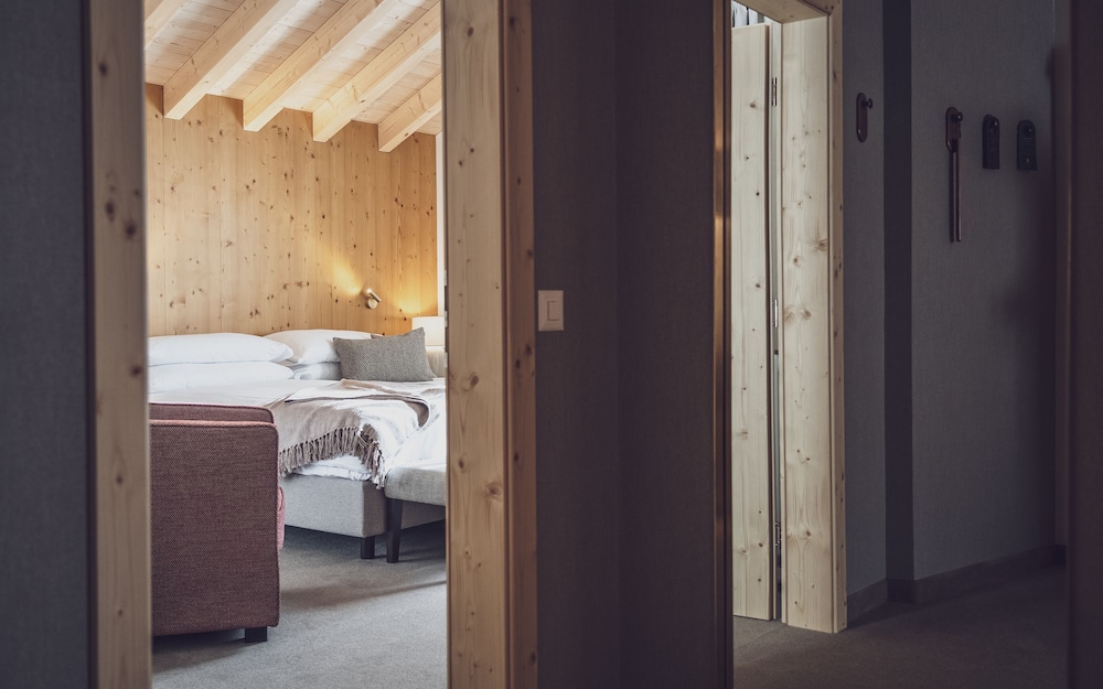 Hotel Waldhuus Swiss Quality 26/76