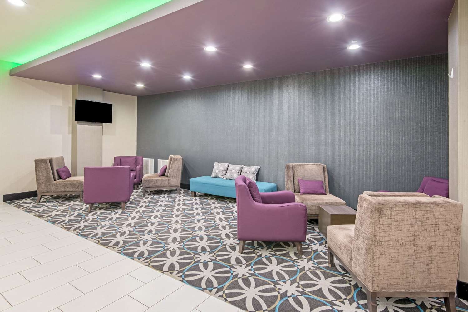 La Quinta Inn & Suites by Wyndham Weatherford OK 39/47
