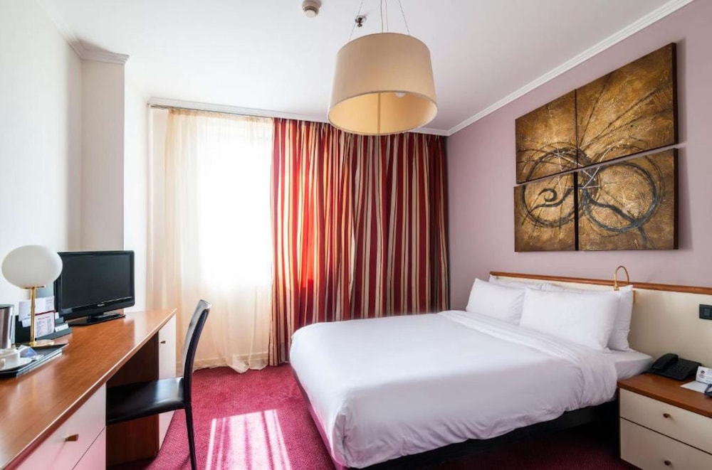 Best Western Plus Congress Hotel 30/77