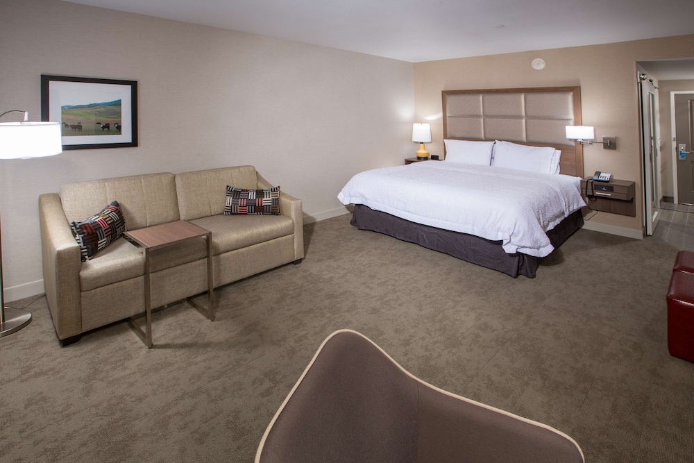 Hampton Inn & Suites Buellton/Santa Ynez Valley 16/42