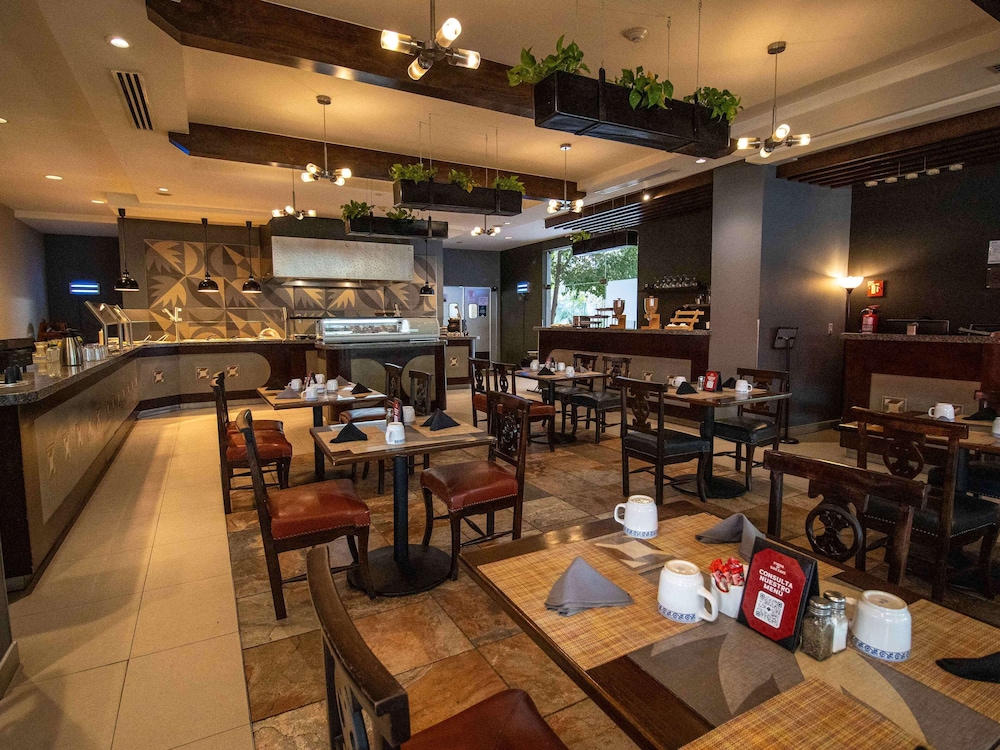 Hotel Araiza San Luis 49/74