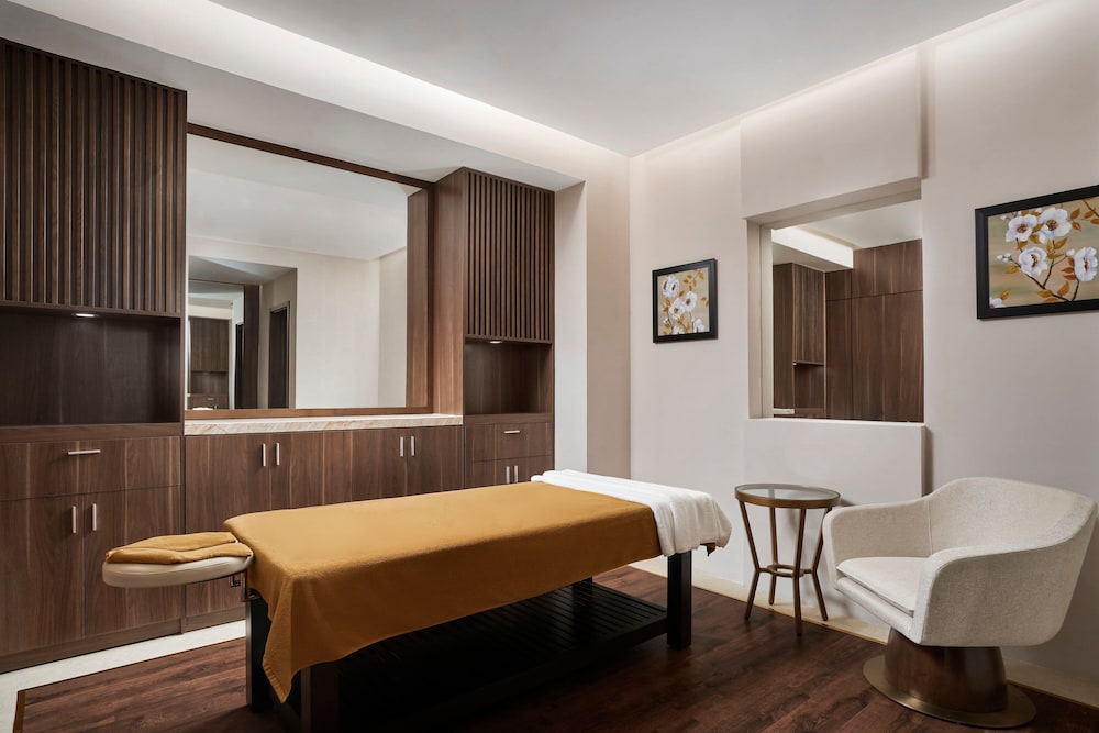 Four Points by Sheraton Lang Son 31/50