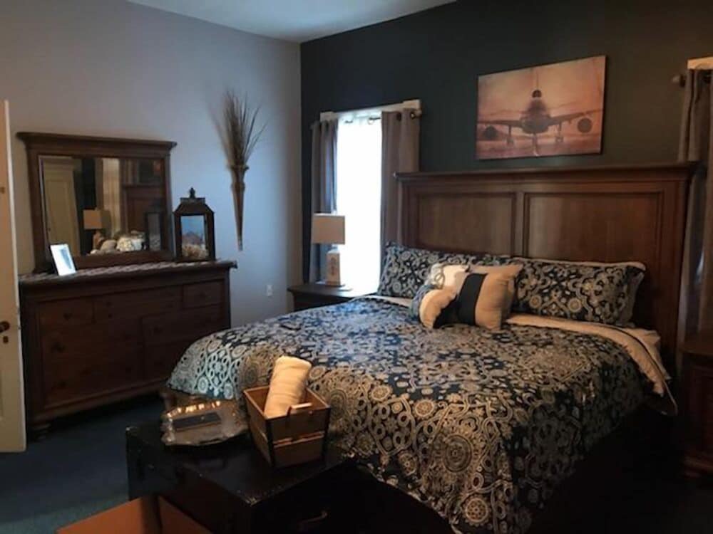 Evans Holly Grove Inn Bed and Breakfast 5/19