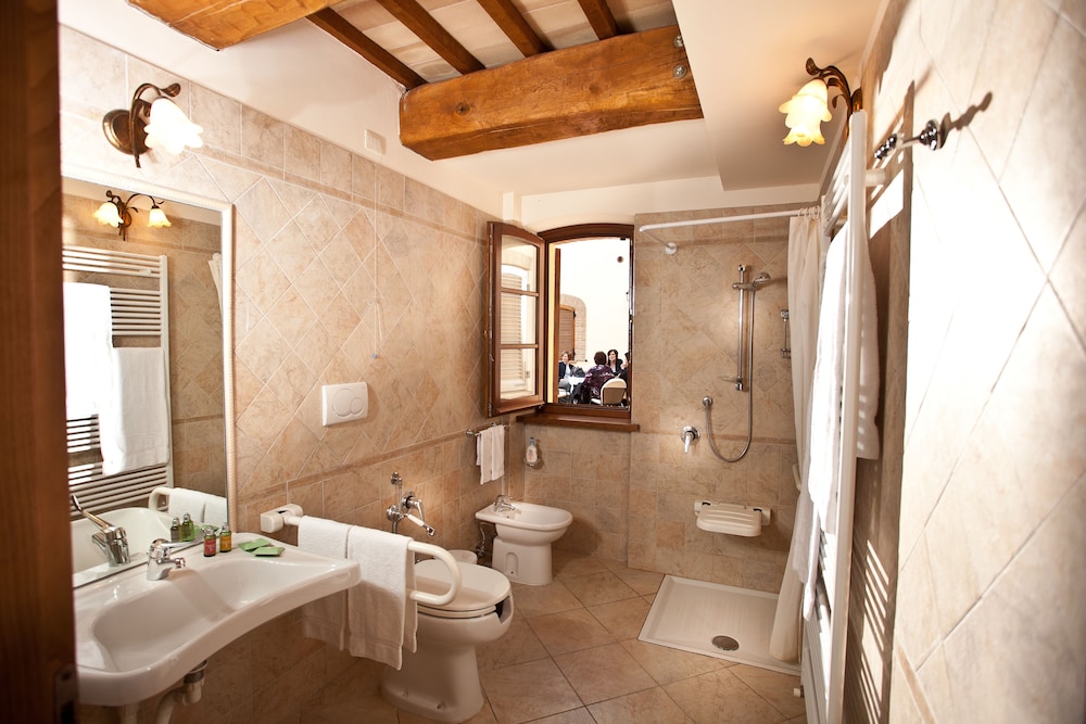 AGRITURISMO LE RONDINI DI FRANCESCO DI ASSISI 65/66