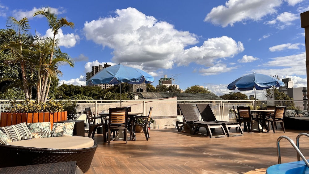 Bella Italia Hotel & Events 34/50