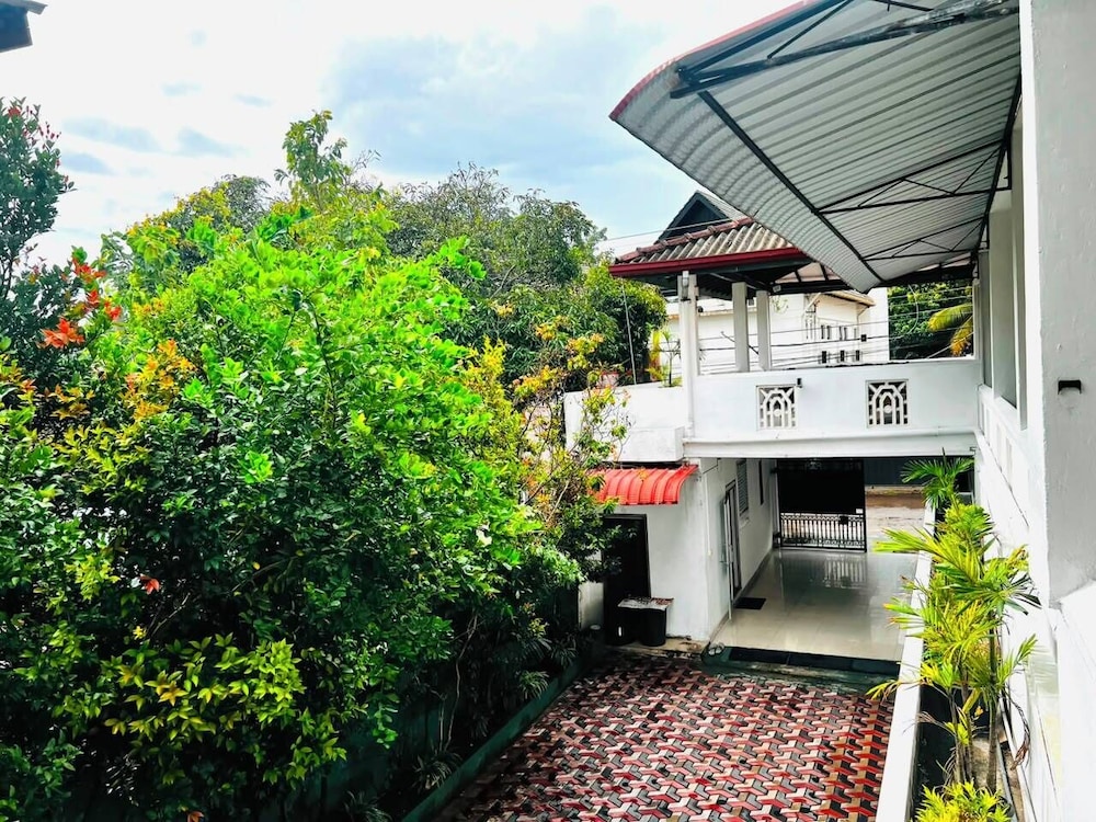 Shanith Guesthouse 5/50