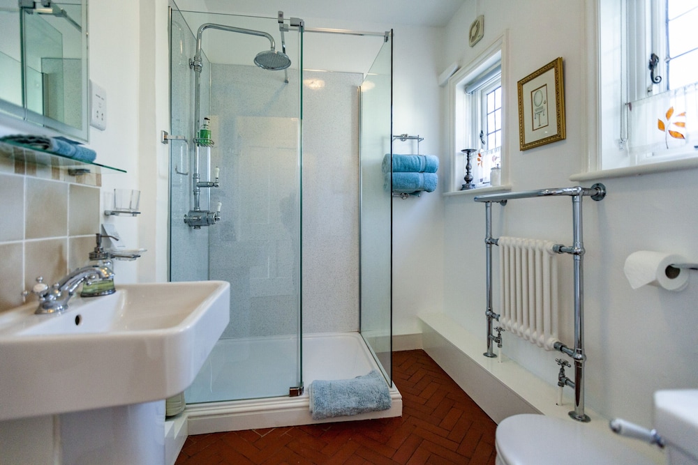 The Agent S House Bed Breakfast 50/50