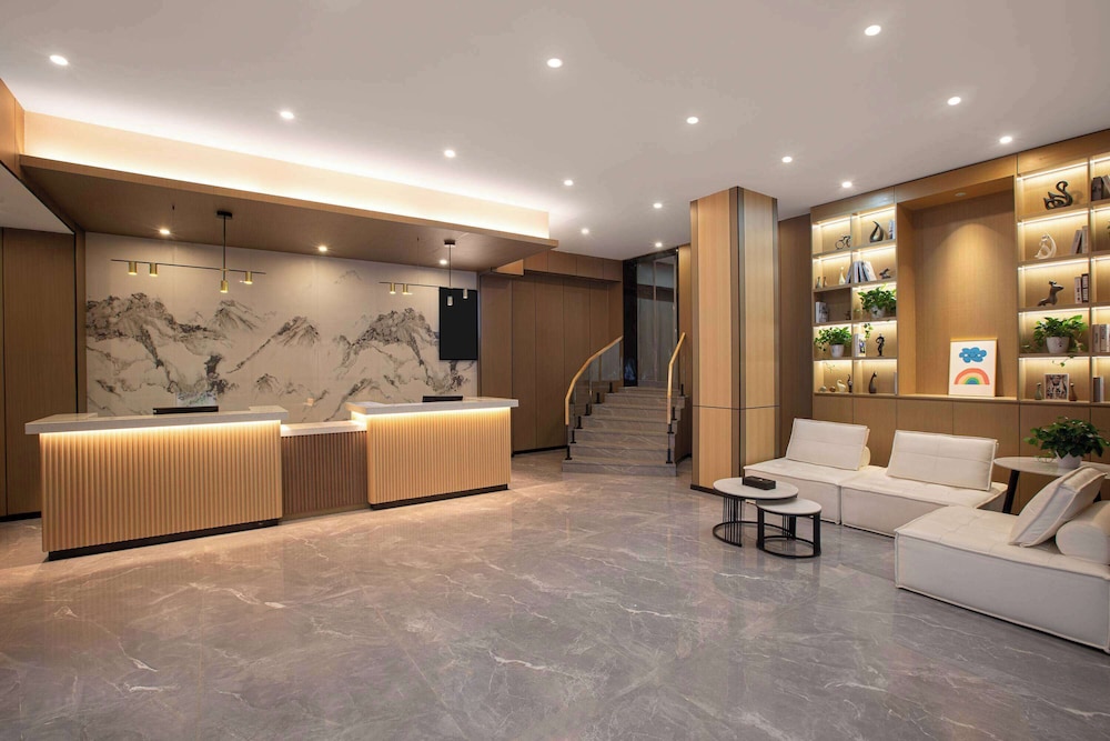 Days Inn by Wyndham Zunyi Conference Site 3/15