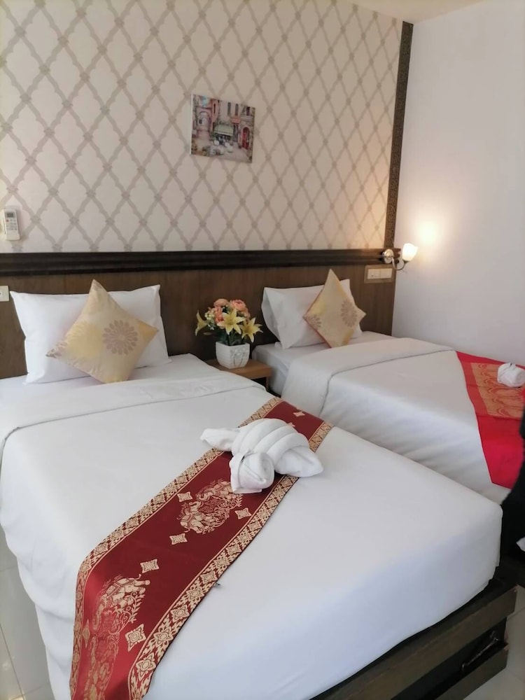 NJ PATONG HOTEL 20/53