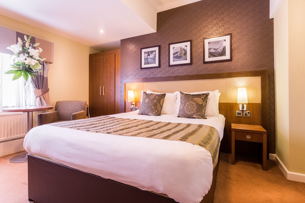 Royal Station Hotel 25/69