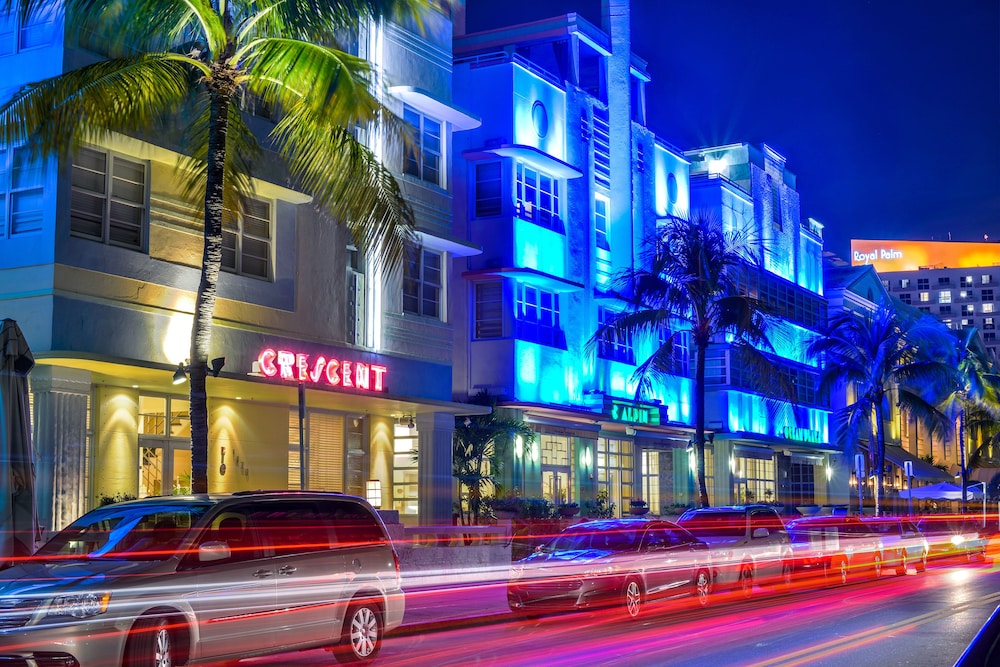 Hilton Vacation Club Crescent on South Beach Miami 9/35