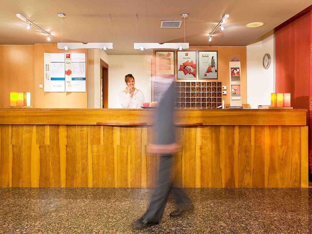 Ibis Annemasse 6/50