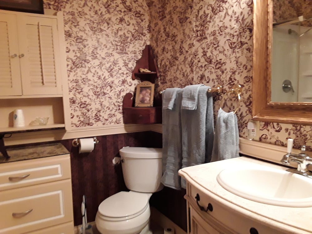Emmas Bed and Breakfast 27/28