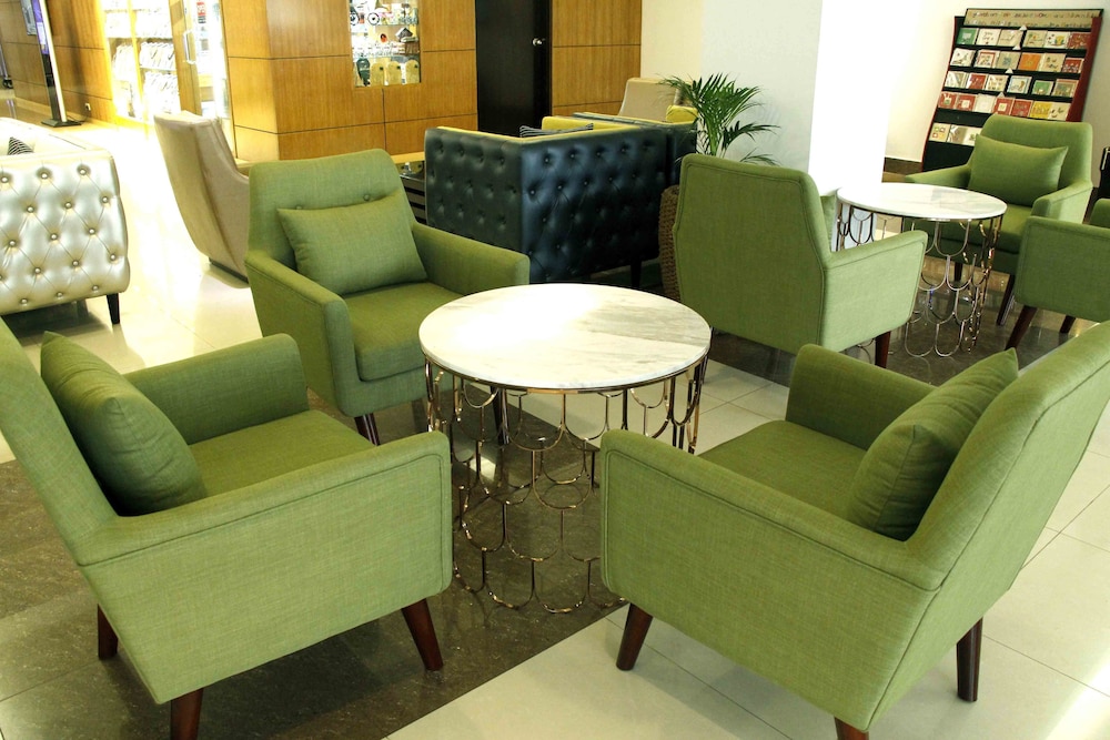 Dhaka Regency Hotel and Resort 43/64