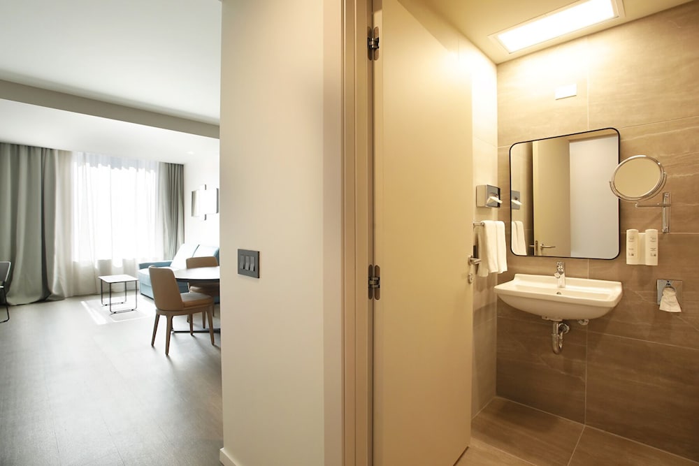 RIU Plaza Chicago 48/50