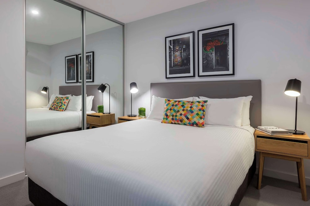 Oaks Melbourne Southbank Suites 15/47