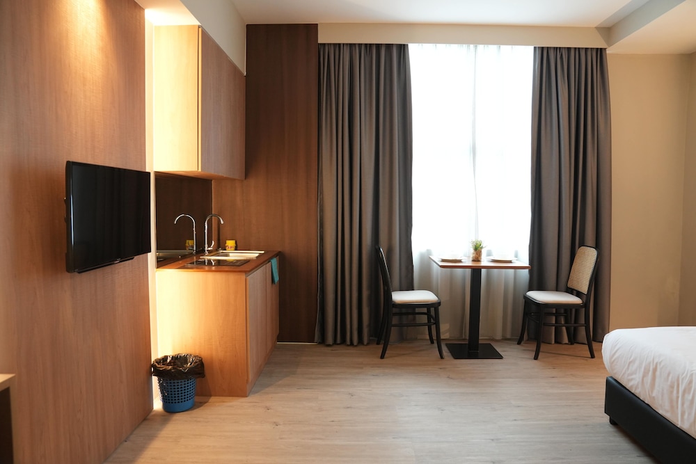 Roxy Hotel Aiman 18/23