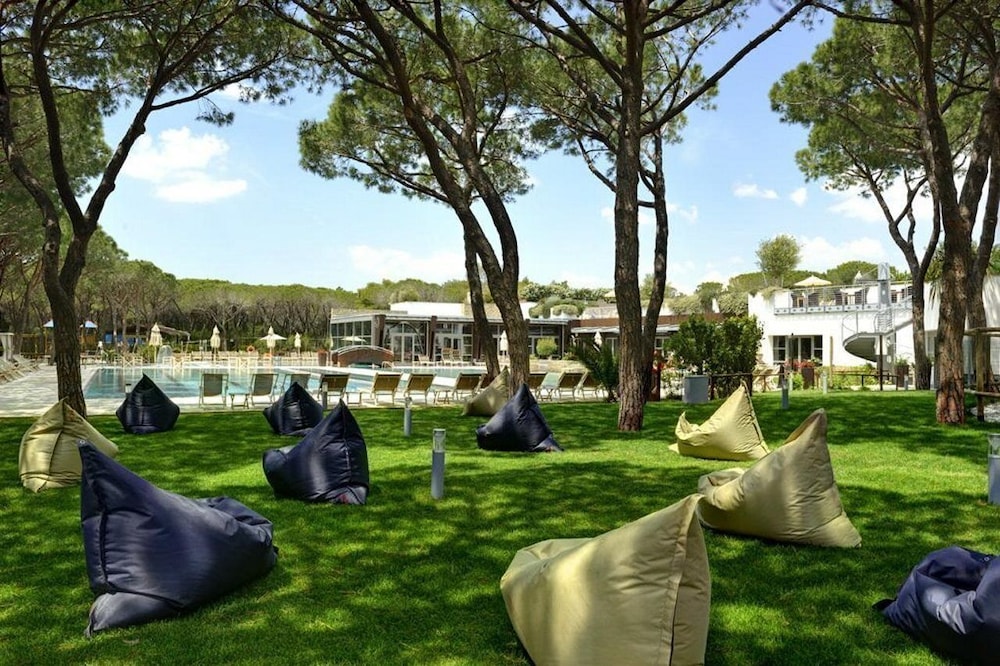 Riva Del Sole Resort Spa 57/67