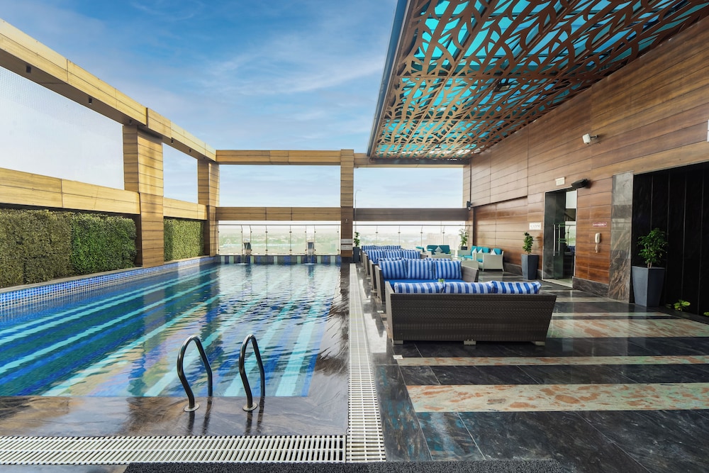Radisson Blu Towers Kaushambi Delhi NCR 15/45