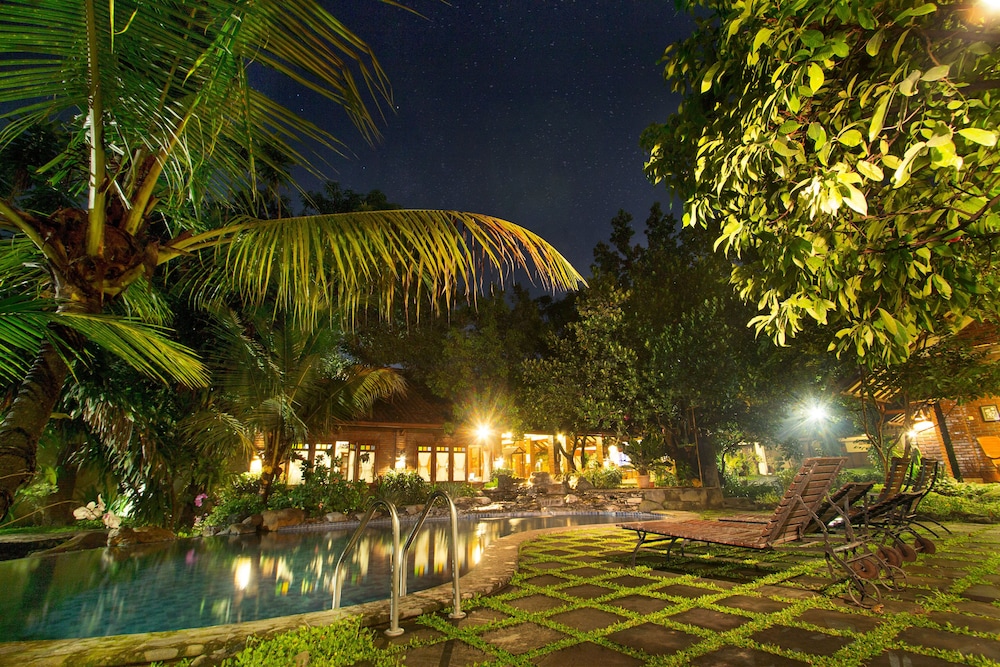 Duta Garden Boutique Villa 10/65