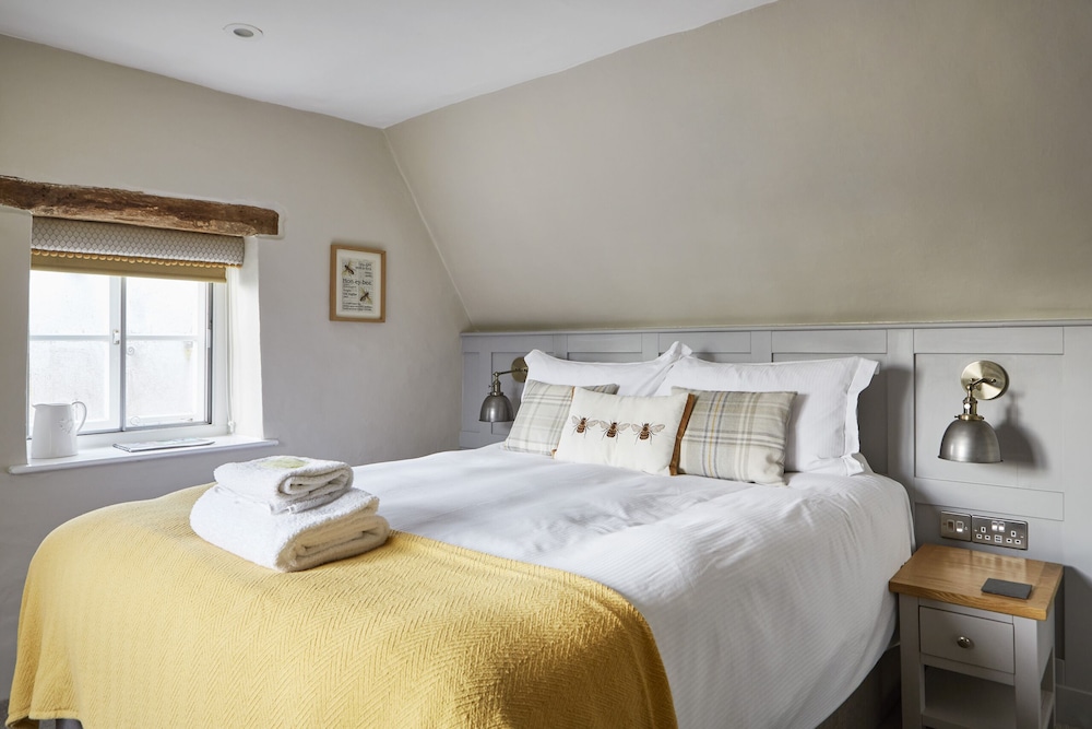 SUPERIOR, DOUBLE BED, RIVER VIEW