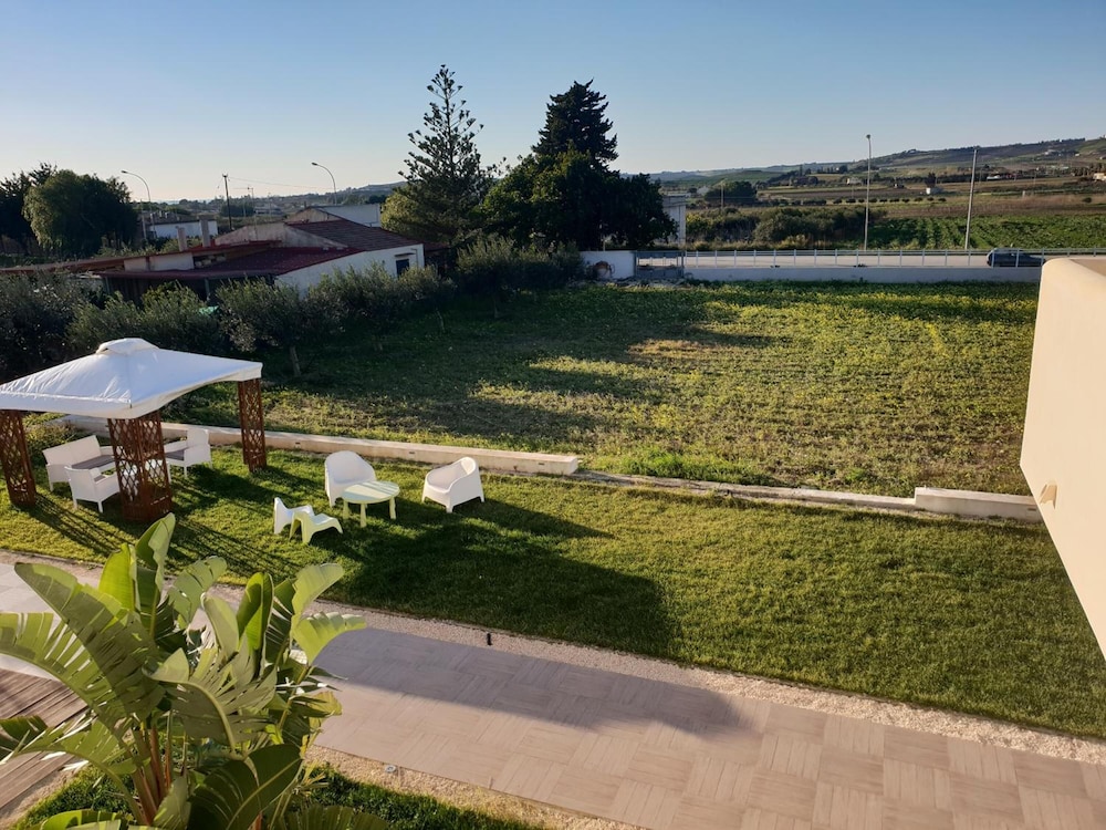 Villa Giadel 39/50