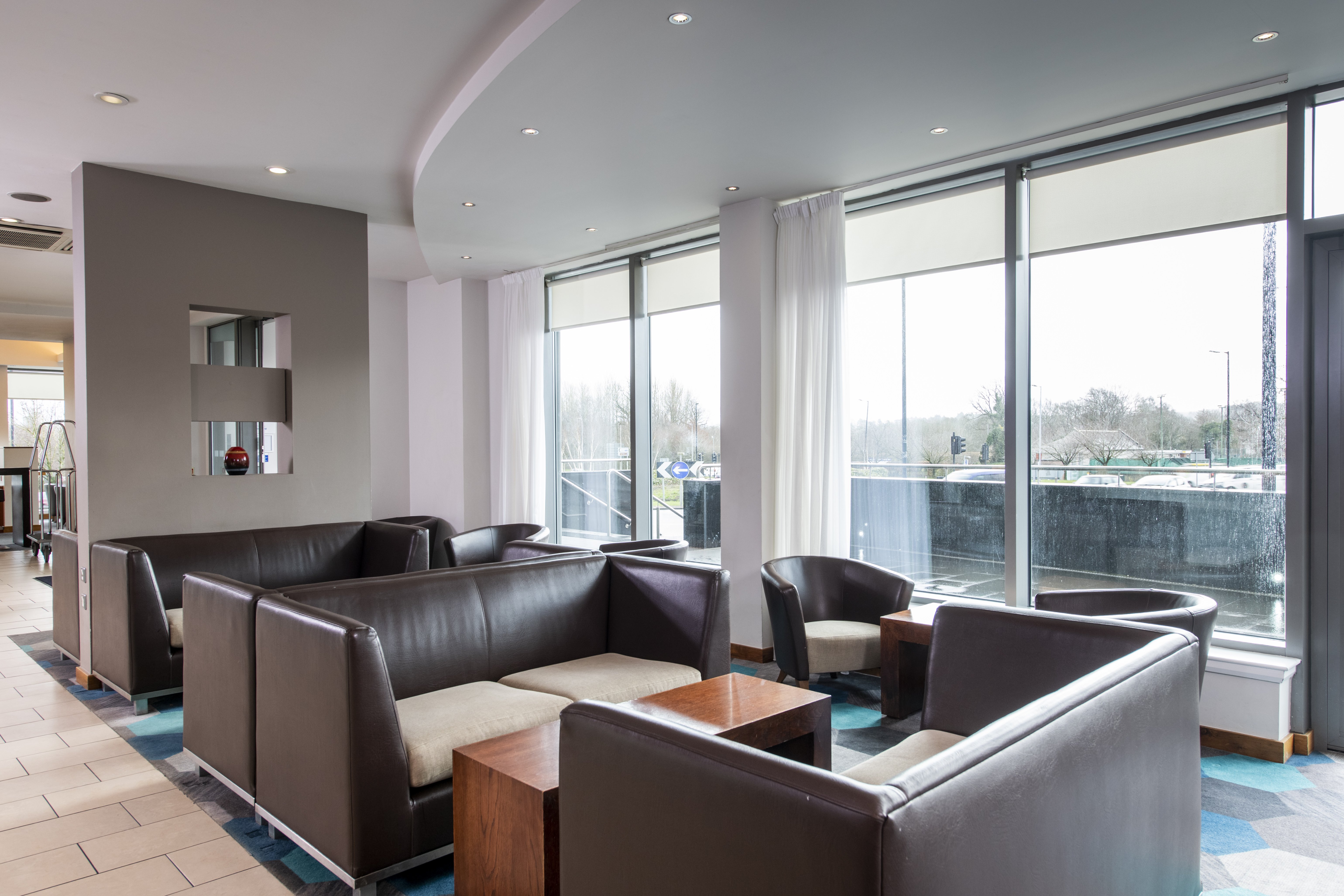 Holiday Inn Express Hamilton 26/46