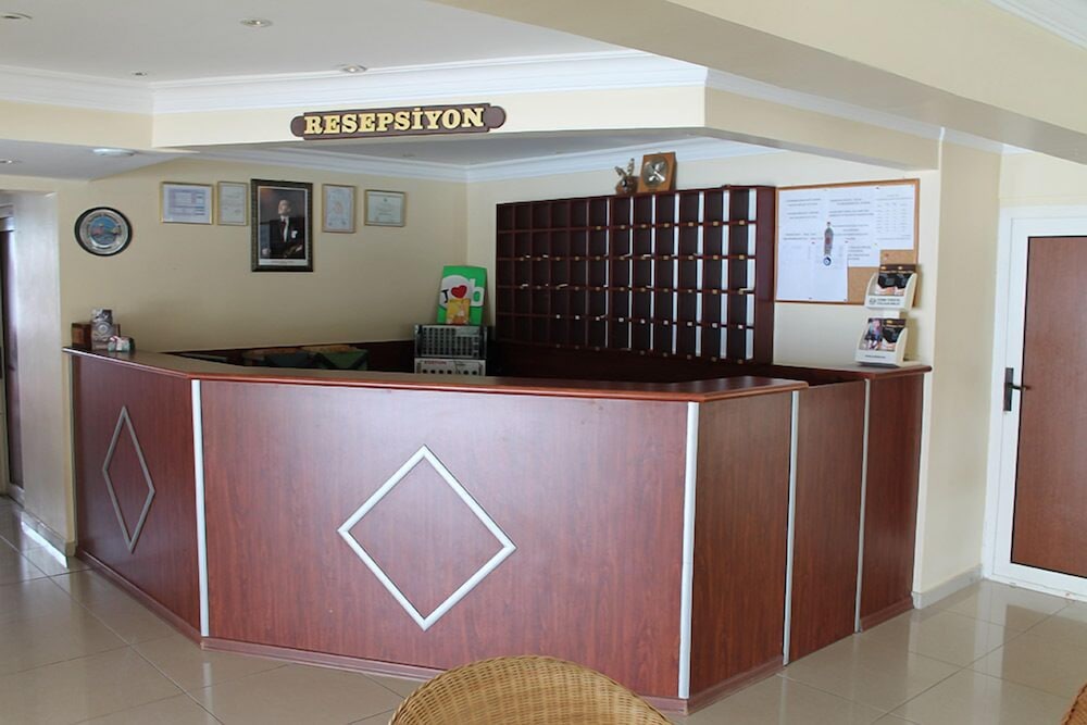 Altinyaz Hotel 6/35