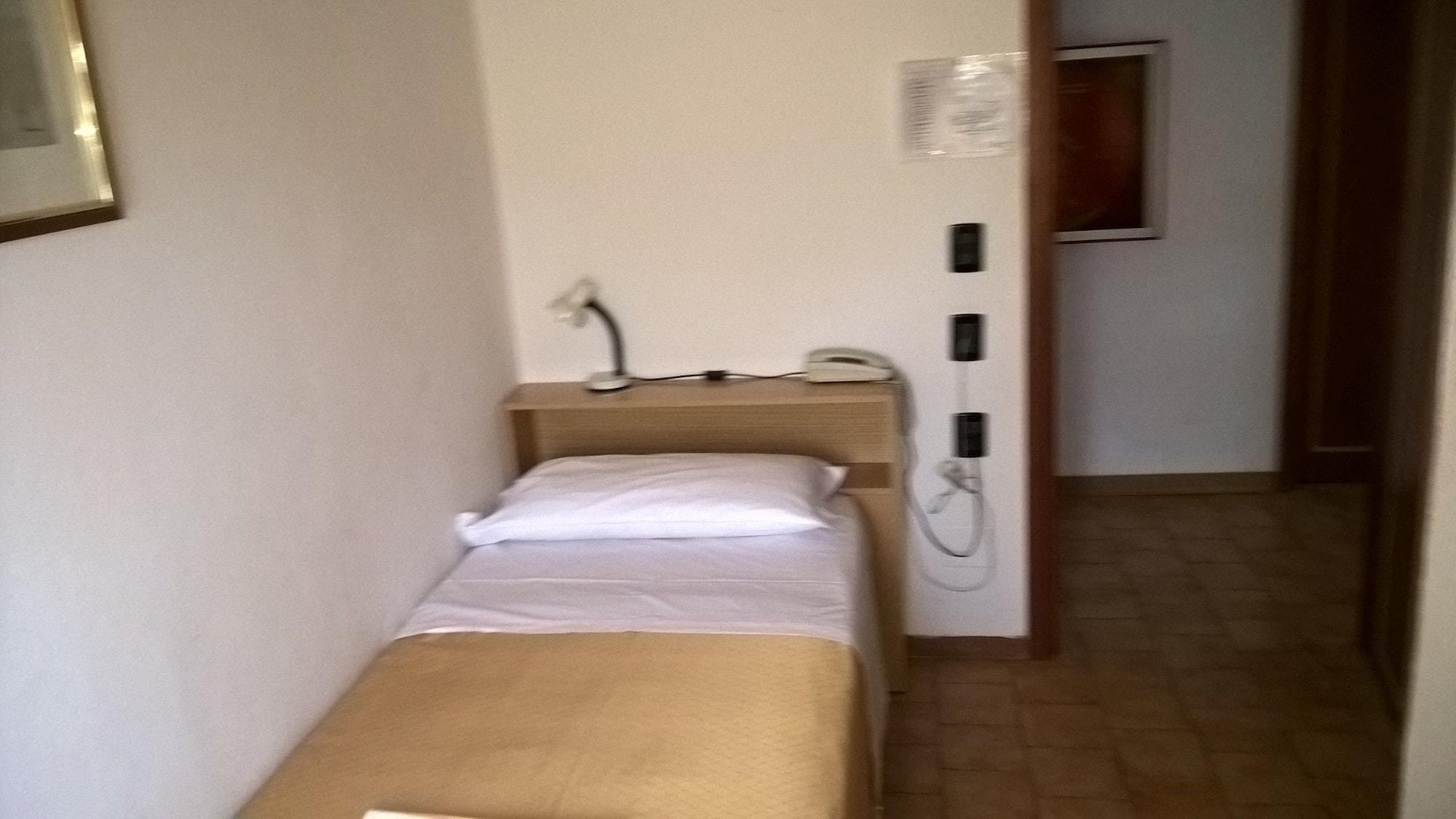 Hotel Parigi 44/44