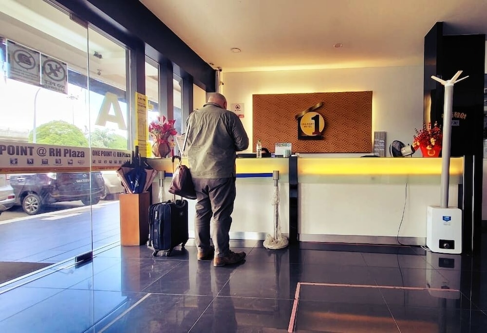 One Point Hotel - Rh Plaza 44/49