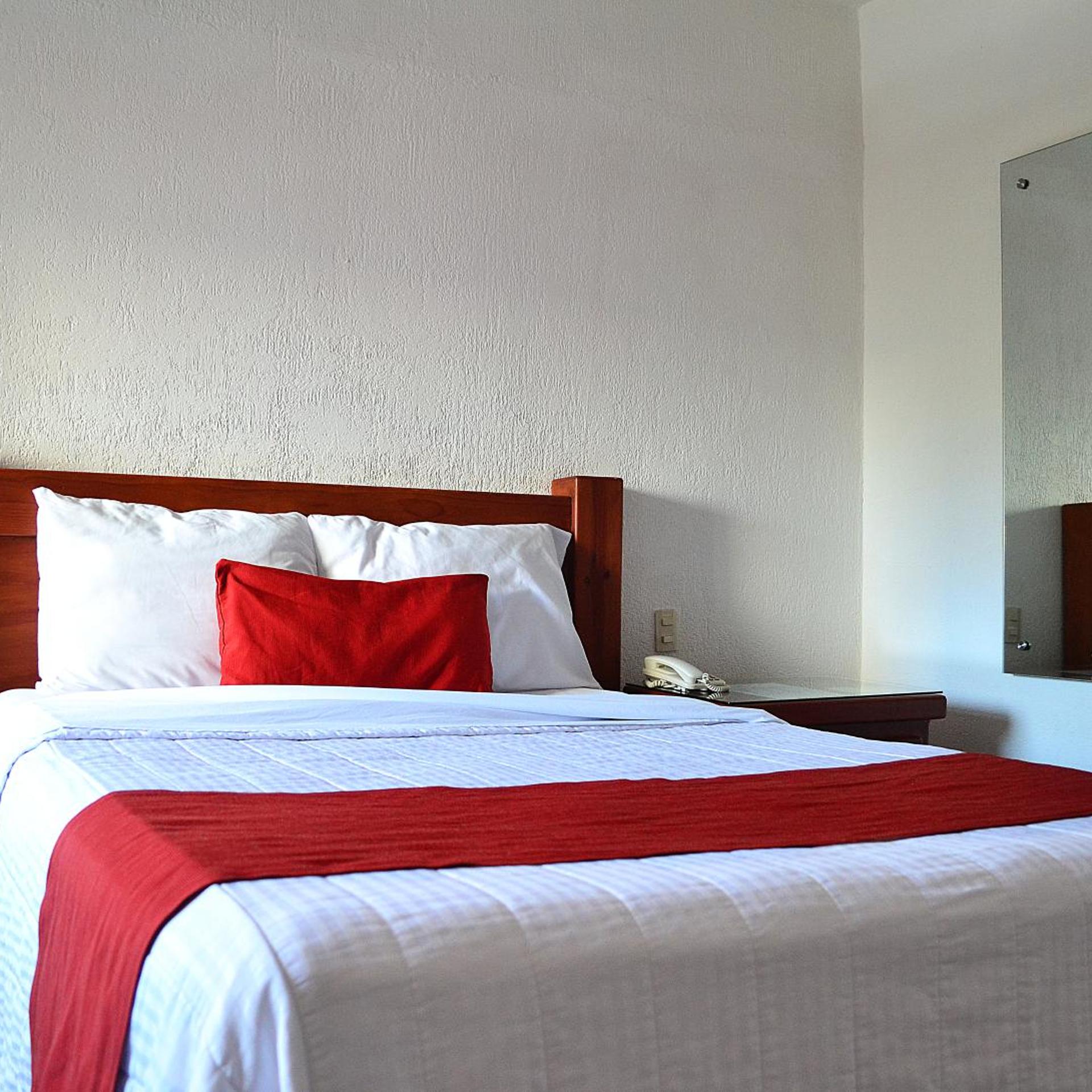 Room, Queen Bed