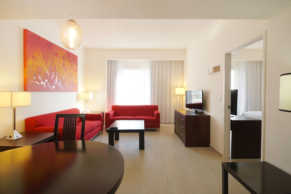 Fiesta Inn Express Ciudad Obregon 37/68