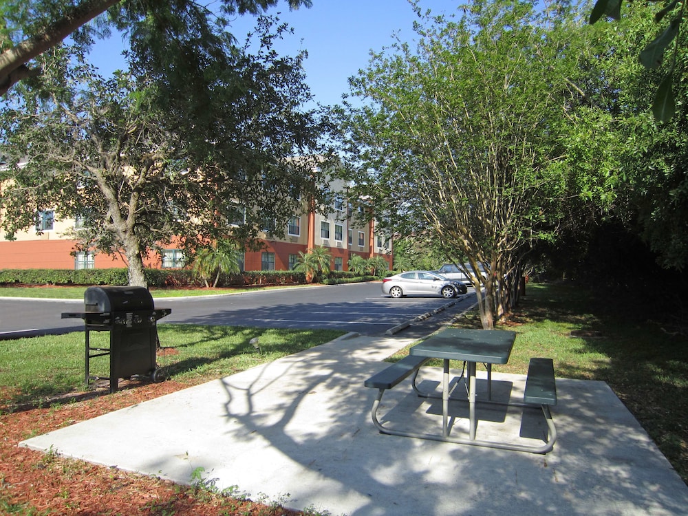 Extended Stay America Suites St Petersburg Clearwater ExecDr 3/53