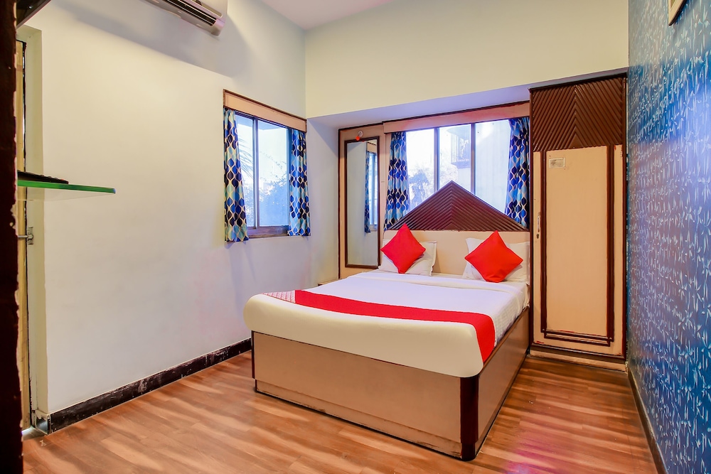 Oyo 12273 Hotel Indraprastha 6/16