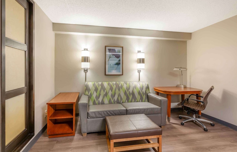 Extended Stay America Premier Suites - Cleveland - Independence 31/55