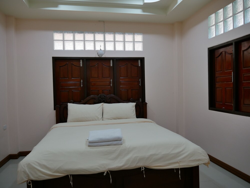 Suanluang Garden View Resort 25/70