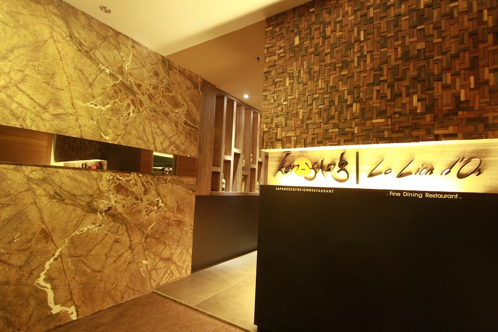 Fox Hotel Nagoya Batam 9/69
