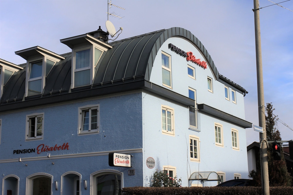 Pension Elisabeth 1/50