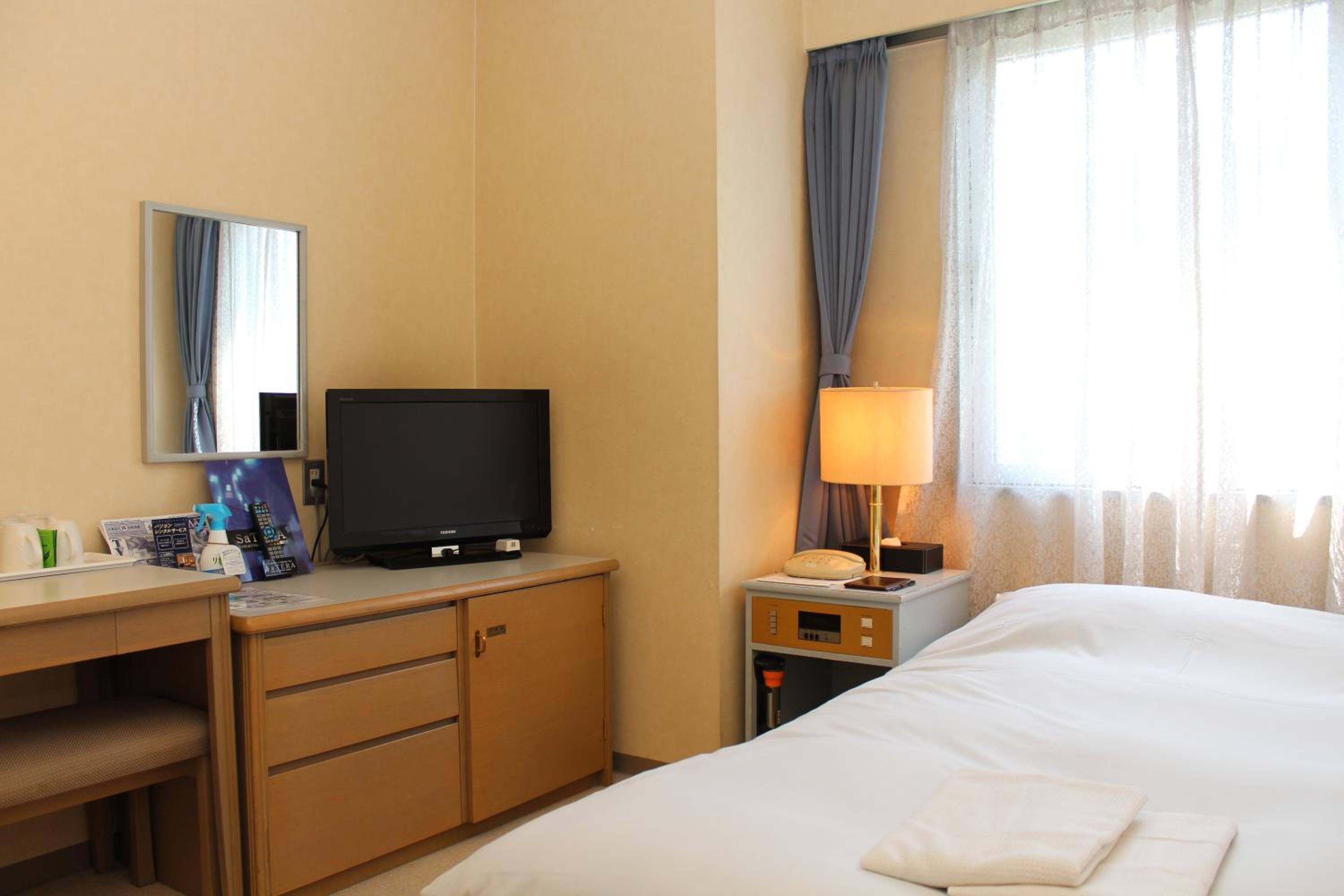 Room, Double Bed, Smoking